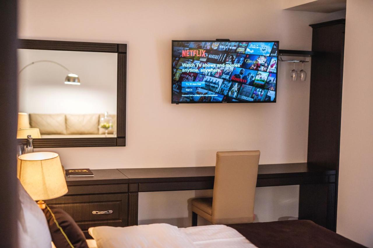 Bernardazzi Grand Hotel Кишинів Екстер'єр фото