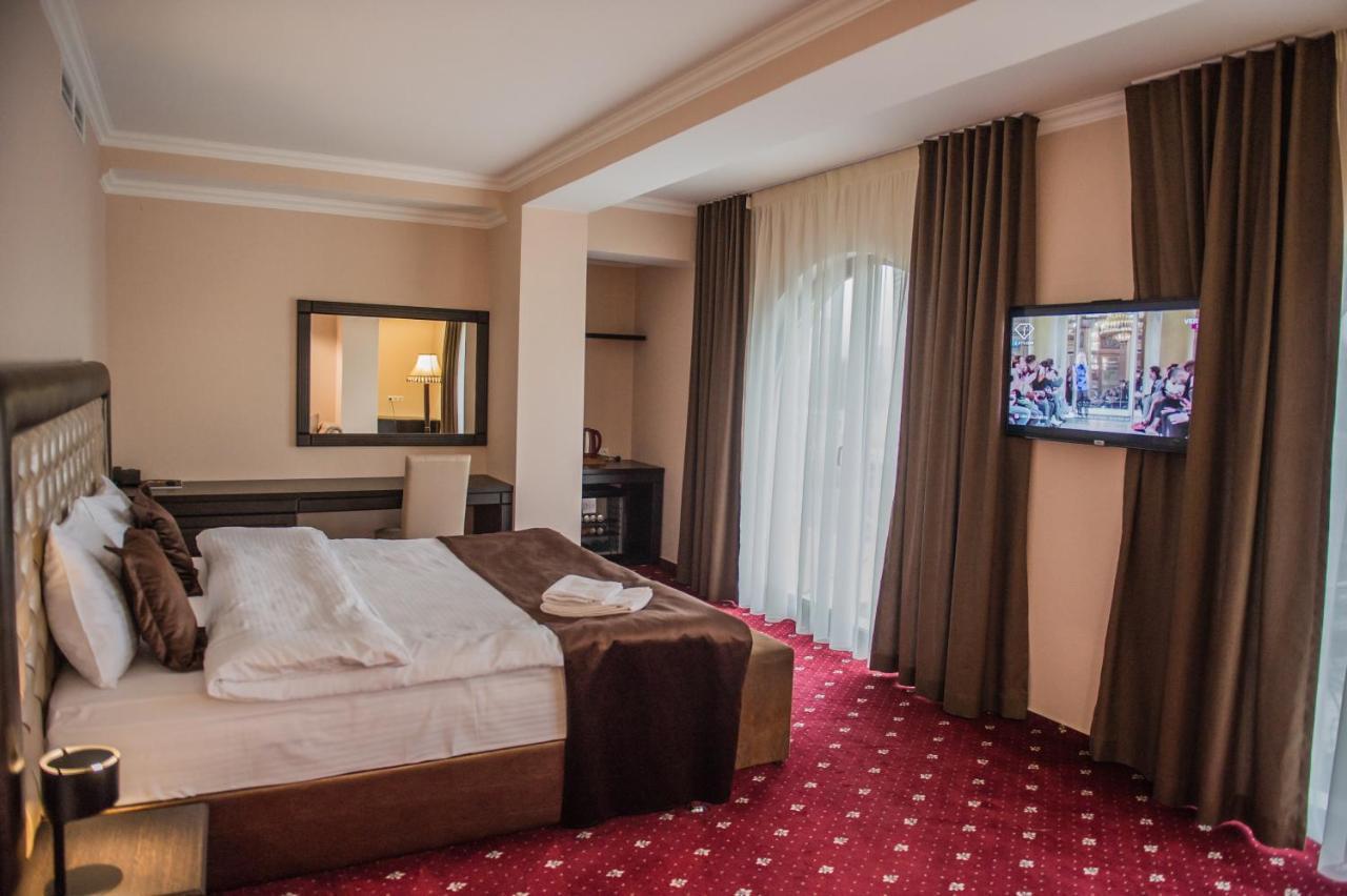 Bernardazzi Grand Hotel Кишинів Екстер'єр фото