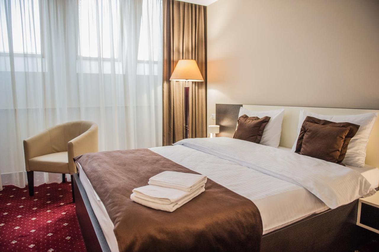 Bernardazzi Grand Hotel Кишинів Екстер'єр фото