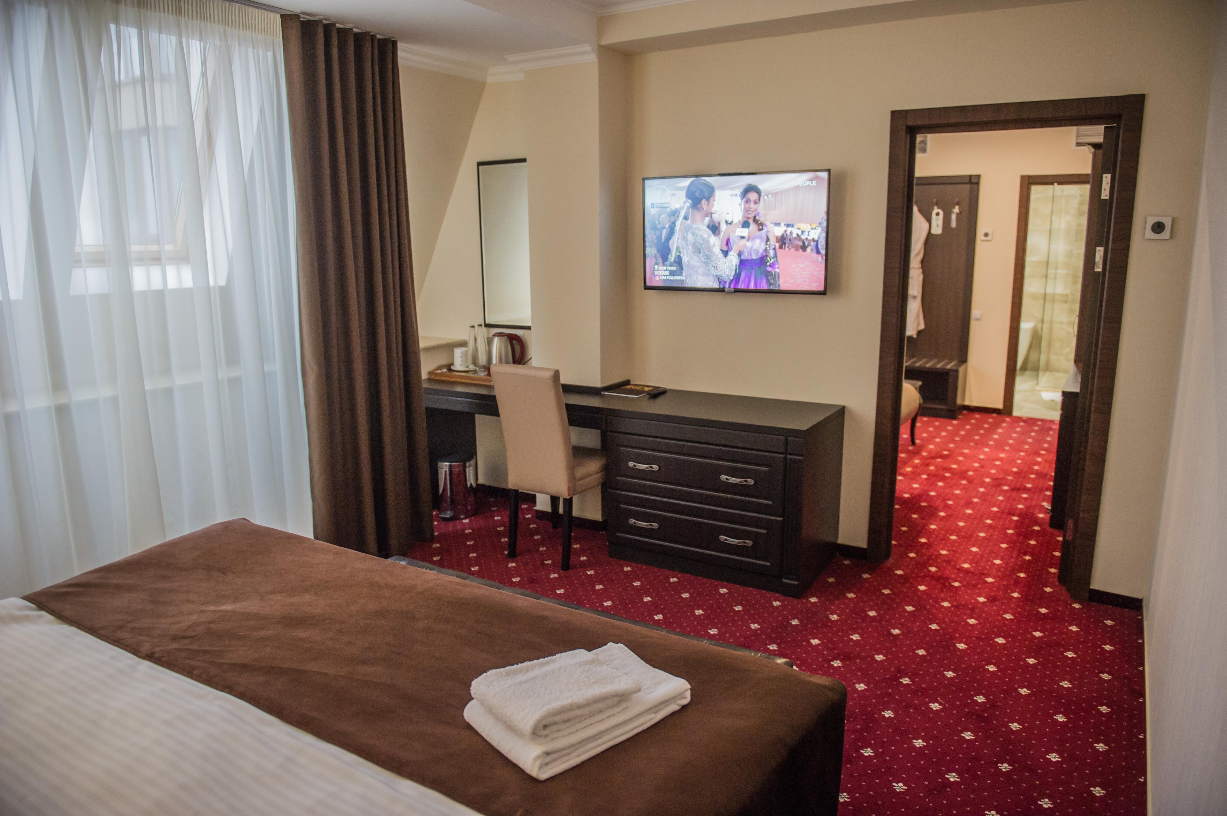Bernardazzi Grand Hotel Кишинів Екстер'єр фото