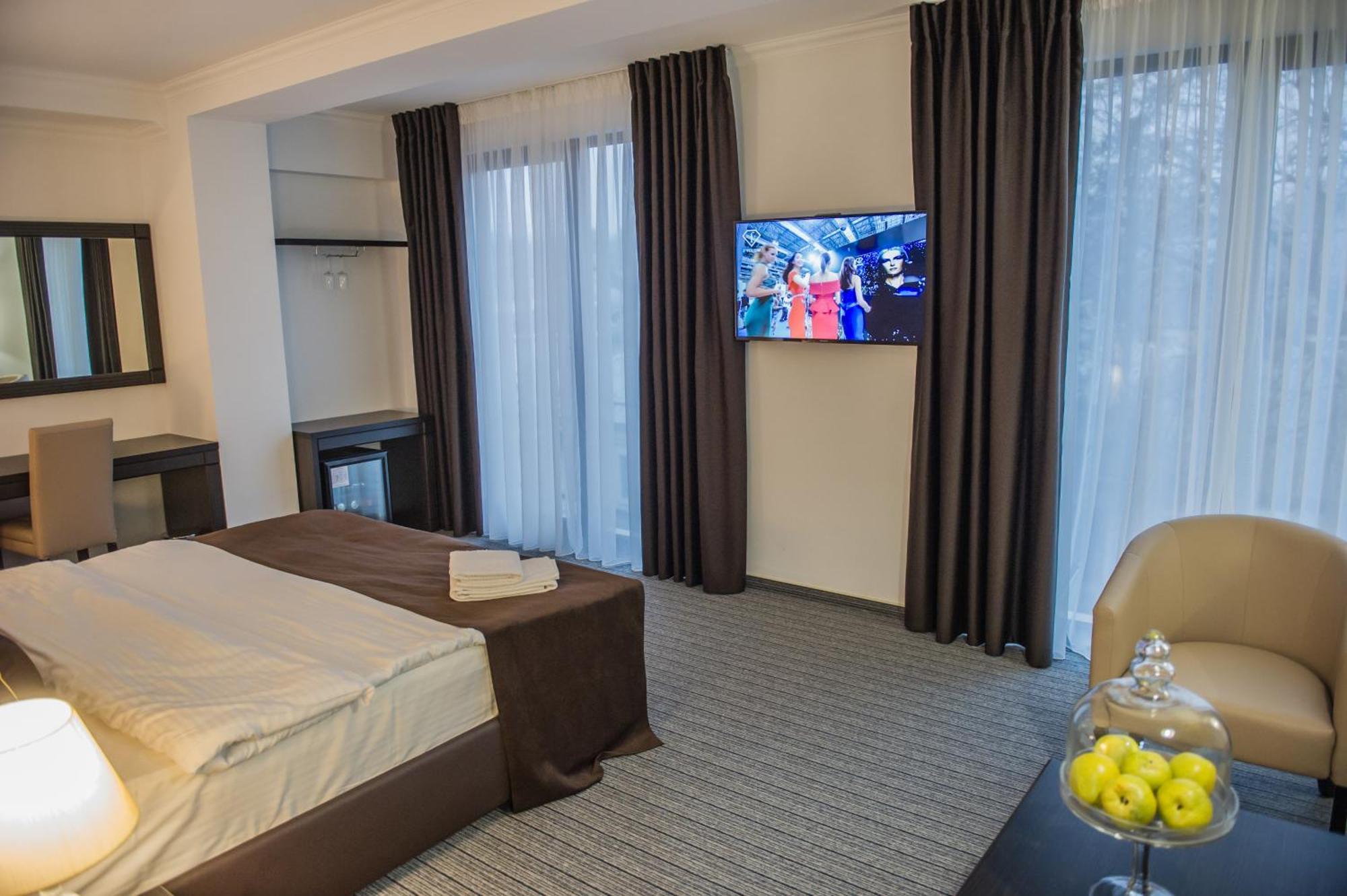 Bernardazzi Grand Hotel Кишинів Екстер'єр фото