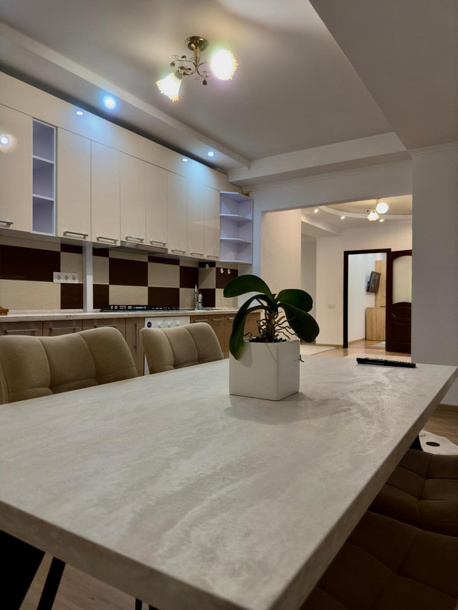 Bernardazzi Grand Hotel Кишинів Екстер'єр фото