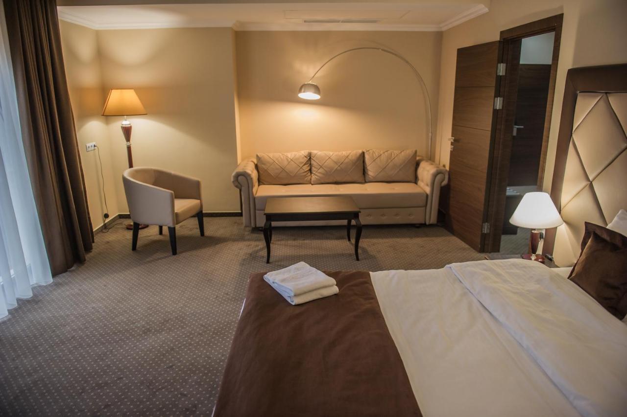 Bernardazzi Grand Hotel Кишинів Екстер'єр фото