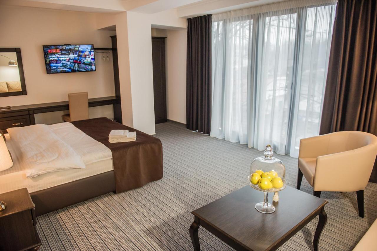 Bernardazzi Grand Hotel Кишинів Екстер'єр фото